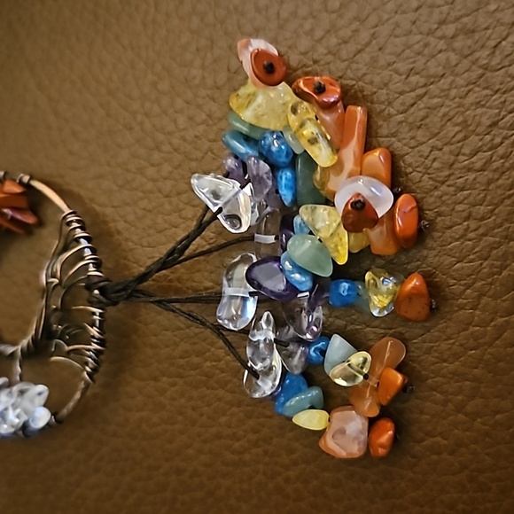 HANDMADE Rainbow Chakra Chip Gemstone Tree of Life Suncatcher Car Charm - Picture 3 of 6